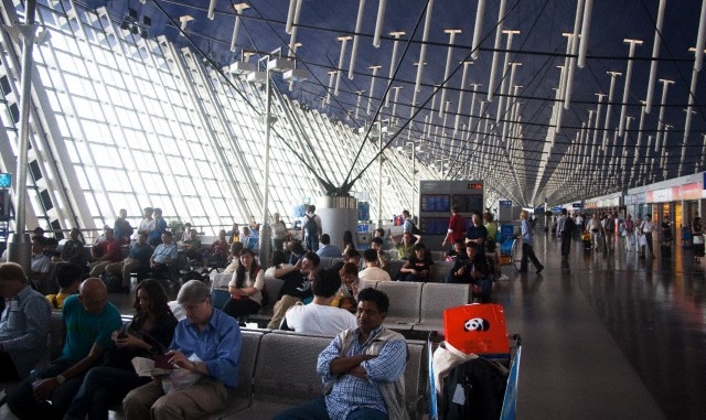 shanghai-pudong-airport Terminal at Shanghai (Pudong) International Airport